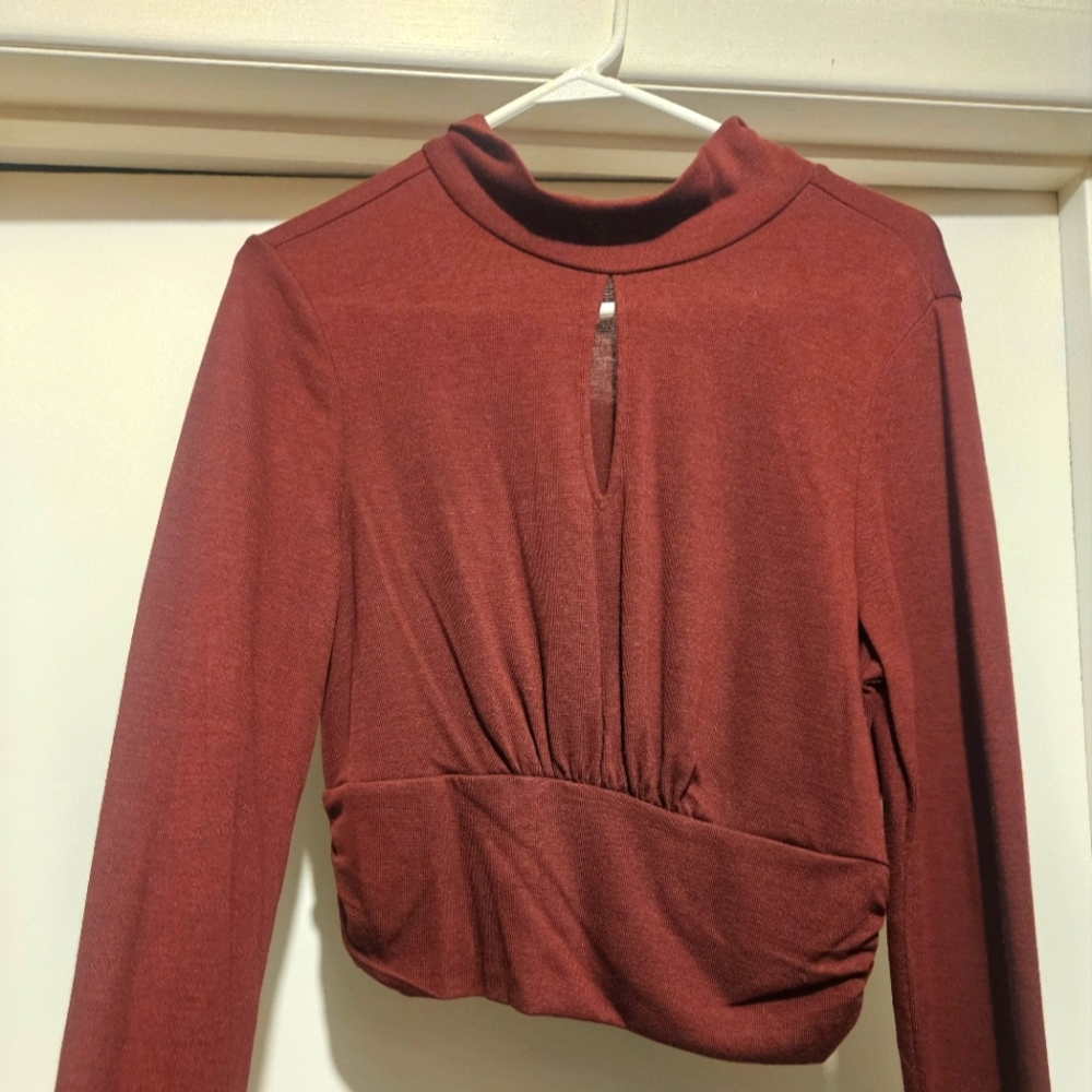 Crop sweater